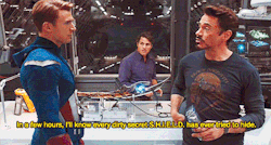 godtricksterloki:  str4b3rryb1tch:  lustrousjaybird:  nomarion:  sgtbuck: Blueberry?  So I was reading up on Avengers trivia and apparently RDJ kept food hidden all over this set and they couldn’t find where it was so they just kinda let him continue