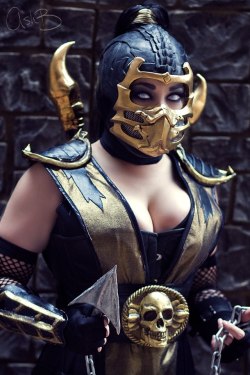cosplay-paradise:  Scorpion (Mortal Kombat) (Gender-Bend) Cosplay by: ~Sheik19 (more in comments)http://cosplay-paradise.tumblr.com 