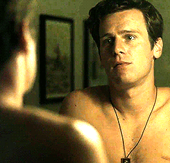 giraffology:  tumblinwithhotties:  Looking (HBO, US 2014) S01E06: “Looking in the Mirror” - Jonathan Groff (gifs by bussykween​)  I’m still not watching this. Maybe I’ll wait until it’s on Netflix. I’ve not heard the best things about