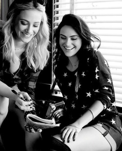 bugheadlovin:  Lili Reinhart and Camila Mendes for Bongo Jeans 🙌🏼💞