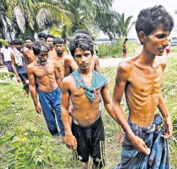 lesradicalfeminisms:  exe-cutive:  inspiringambitions:  exe-cutive:  There is genocide happening right now. In Burma, the government says Muslims are not its citizens, sends thousands of Rohingya Muslims to death in drifting open boats, Nazi style. 