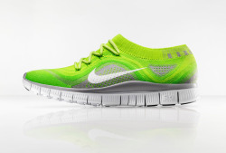 anndesignn:   Free flyknit running shoes by Nike 