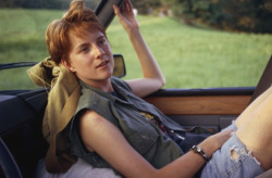 liquorinthefront:  Laurel Holloman and Nicole Ari Parker in The Incredibly True Adventure of Two Girls in Love   holy fucking shit laurel looks so good with short hair!!!!