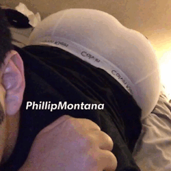phillipmontana:  Wish I had someone to eat and fuck my ass 🍆👅🍑