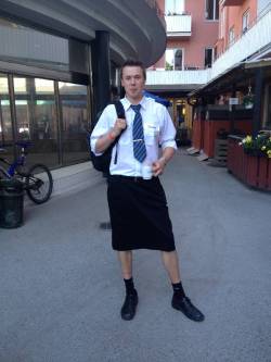 kattahj:  cockleses:  There’s currently a shorts prohibition for staff working on the Roslag Railway in Sweden. Some men took to wearing skirts in the heat. (x)  I love the fact that the company they work for is totally on board with them doing this.