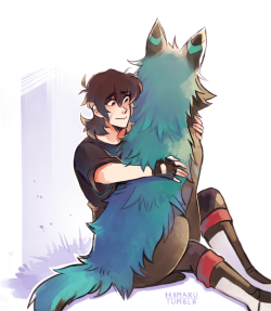 ikimaru:Kosmo thinks he’s a lap dog, pass it on