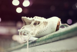 ice skater | Tumblr en We Heart It. http://weheartit.com/entry/68795700/via/Manurivolta