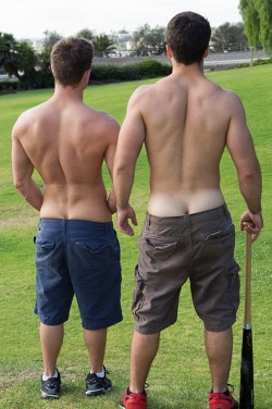 men-in-sweats-and-shorts: sport on https://hot-sportsmen.tumblr.com