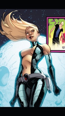 seculargayfascist:  Latest issue of Amazing X-Men mistakenly refers to her as Martinique through the whole issue. You guys, this is Regan Wyngarde. Martinique is her sister. 