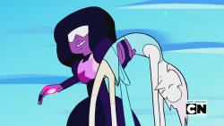 c2ndy2c1d:  scottdrawsthings:  scottdrawsthings:  Garnet, you threw her too hard!   This is hilarious lolllll 