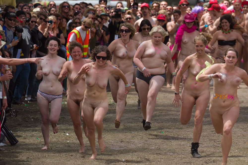 World Nude Running Races 98