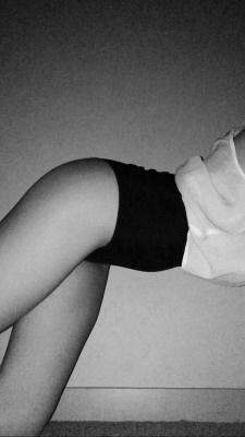 sexyteen-submissions:  Follow me