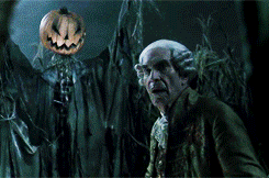 ohne-dich:  Halloween Meme : [2/6] Terror/Suspense Movies - Sleepy Hollow (1999)  Watch your head.   