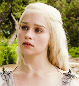 lord-snow-blog:  Daenerys Targaryen Beginning, Middle and End of each season 