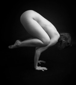 bunnyluna:  Me in crow pose! I used to think this pose was unattainable but when I stopped thinking that way, put my ego aside, and just kept trying I was able to do it! Now Iâ€™m working on straightening my arms and bringing my legs further up. Everythin