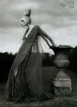 &ldquo;The Garden of Gods&rdquo; Maria Dvirnik by Greg Lotus for Vogue Russia December 2005 ANATOMIKA Haute Couture