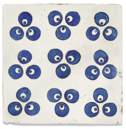 abstracteddistractions: Ottoman tile with cintamani design, turkey, 17th century, 24 by 24cm, Of square form, decorated with cintamani motifs in underglaze cobalt blue with black outlines, Sotheby's  