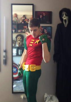 allofthelycra:  officialgaygeeks:  Love this Robin! http://ift.tt/1XG1U3O  Follow me for more hot guys in lycra, spandex, and other sports gear 