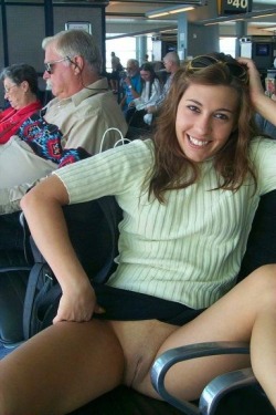secretlaurie:  More pussy flashing at the airport…