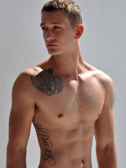 model-hommes:  Cody Saintgnue with Next Model Management Los Angeles.