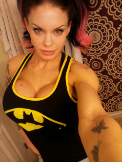 waffle-haus:  Pink pigtails always look kick ass with the Batman tank! 