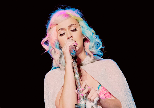 Katy Perry >> The Prismatic World Tour - Página 9 Tumblr_nvra93D53d1tz78fxo1_500