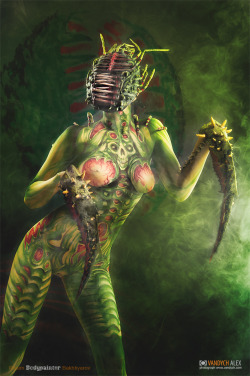 hizzacked:  vandych:Mantisph Vandych Alexfull set in my free site www.vandych.com  Vandych told me this set was inspired by my mantis pet, Butts! It couldn’t be cooler!