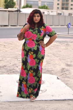 weeshasworld:  Floral Maxi Dress (by LuAnne D’Souza)#plussize #fashion #effyourbeautystandards #fatshion