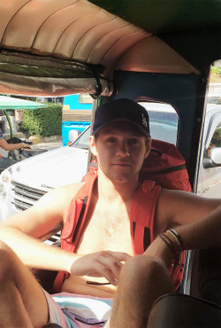 nialljst:    niallhoran: Throwin it back to Thailand in the ole tuc tuc …   
