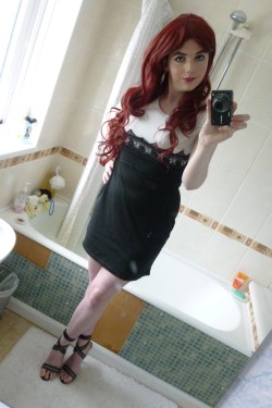 lucy-cd:  PicturesLast pics in the red wig, so gorgeous! I can’t wait to wear it more &lt;3