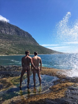 alanh-me: Follow all things gay, naturist and “ eye catching ” 