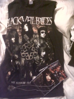 addict-f0r-dramatics:  Here it goes. All this band merch, I’m just not a fan of anymore. Or I grew out of. I really do want to give it away, preferably to someone who is a big BVB fan since you know, most of this stuff is BVB.  Rules: -I’d like