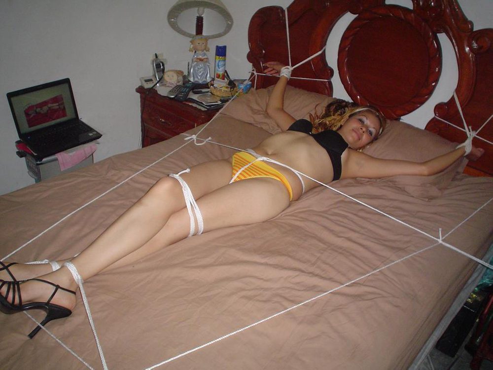 Bondage amateur tied up girls free porn pics