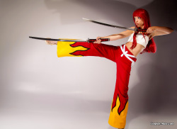I have been told that you can&rsquo;t do a fairy tail cosplay without having Erza featured so here we go! Erza Scarlet cosplay in her samourai armor.