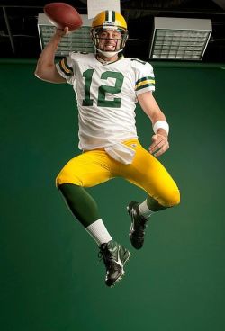 tout-tourne:  Aaron Rodgers, Green Bay Packers.  Make history Aaron and be out and proud to be you