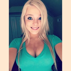 candyhousebimbos:  be pretty - bimbo inspiration  Amazing!  Just tell your wife, “Of course I fucked her while you thought I was working late, honey.  She was so young, so blonde, so stacked and so stupid.”