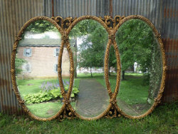 archewill:  etsygold:  Huge Vintage Triple Mirror (more information, more etsy gold)  where is the path 