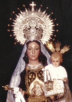 allaboutmary:  Virgen del CarmenA Spanish statue of Our Lady of Mount Carmel.