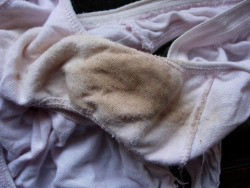  leglover60 submitted:  Another of my mexican wife&rsquo;s dirty panties.