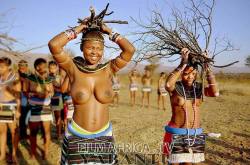 South African Ndebele, via Indoni My Heritage My Pride Ndebele Queen 2012 Nokuthula Kabini shares how much they loved to sing and dance as they gathered during the #IndoniCultureSchools and giving advise to the young ones about the importance of upholding