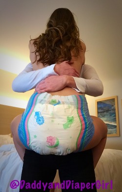 daddyanddiapergirl:  The perfect place to be :)