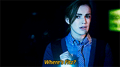 jemma simmons + worried about fitz 