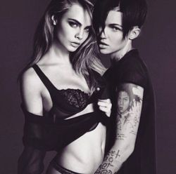 missnothingquotes:  Ruby Rose x Cara Delevigne