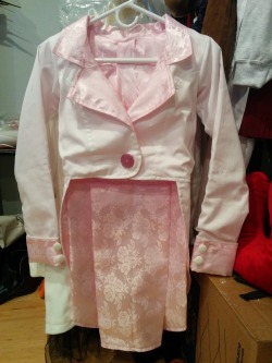 nyurt:  My “Neo” Neopolitan from RWBY! The jacket was made in 12 hours using white twill, primrose brocade and interfacing for the collar and tailcoat. I’ll stop spamming the tags now!! &lt;3 More closeups!