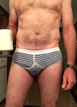 briefs6335:  Back in the 80s and 90s jockey briefs like these were quite common in the locker rooms. Hard to believe now.