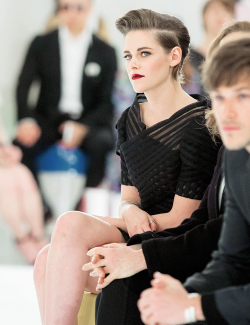 kristensource:  Kristen Stewart during the Chanel 2015/16 Cruise Collection show in Seoul, South Korea (May 4, 2015)