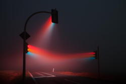 onlydillon:  2076:iraffiruse: Long exposure, 3 traffic lights in the fog.   Wow  man, I’ve been looking for this photo for forever. I really want to try this