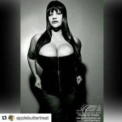 #Repost @applebuttertreat ・・・ #throwbackthursday #bnw_society #bnw #photosbyphelps #bnw_captures