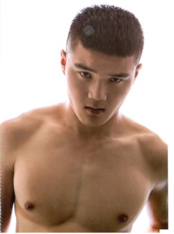 hornychineseboys:  This handsome Chinese boy is happy to show every part of his smooth body in order to seduce a handsome White guy with a big cock. 
