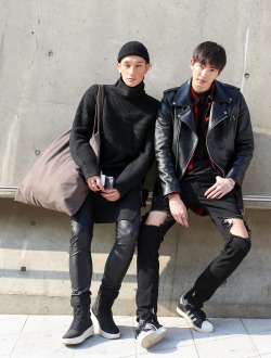 koreanmodel:    Street style: Lee Seung Hoo and Kim Won shot by Lee Jung Mu at SFW Spring 2017    